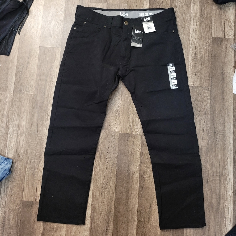 NWT Women's Lee Jeans Black Color Slim Straight Size 38×30